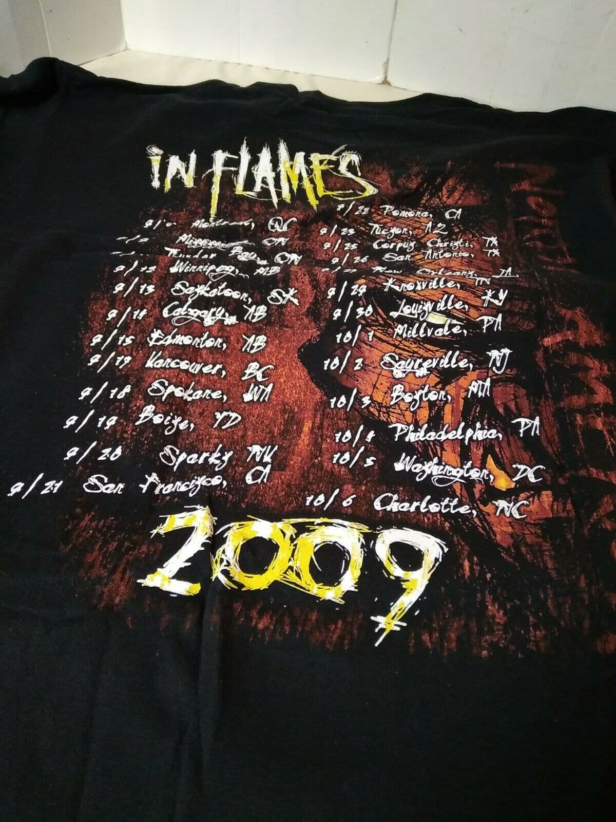 Tour North America 2009 - image 2